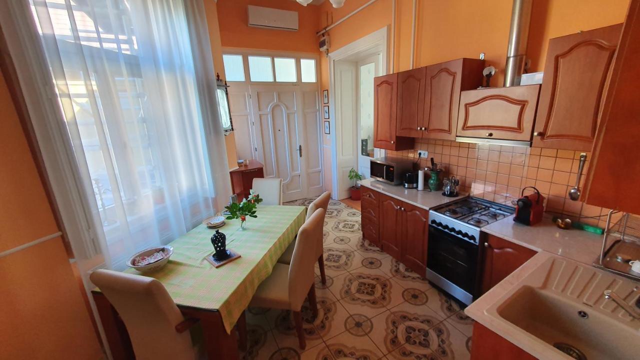 Ferienwohnung Casa Tajola Kecskemét Exterior foto