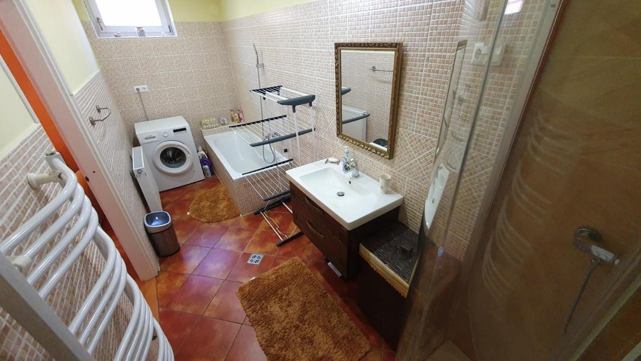 Ferienwohnung Casa Tajola Kecskemét Exterior foto